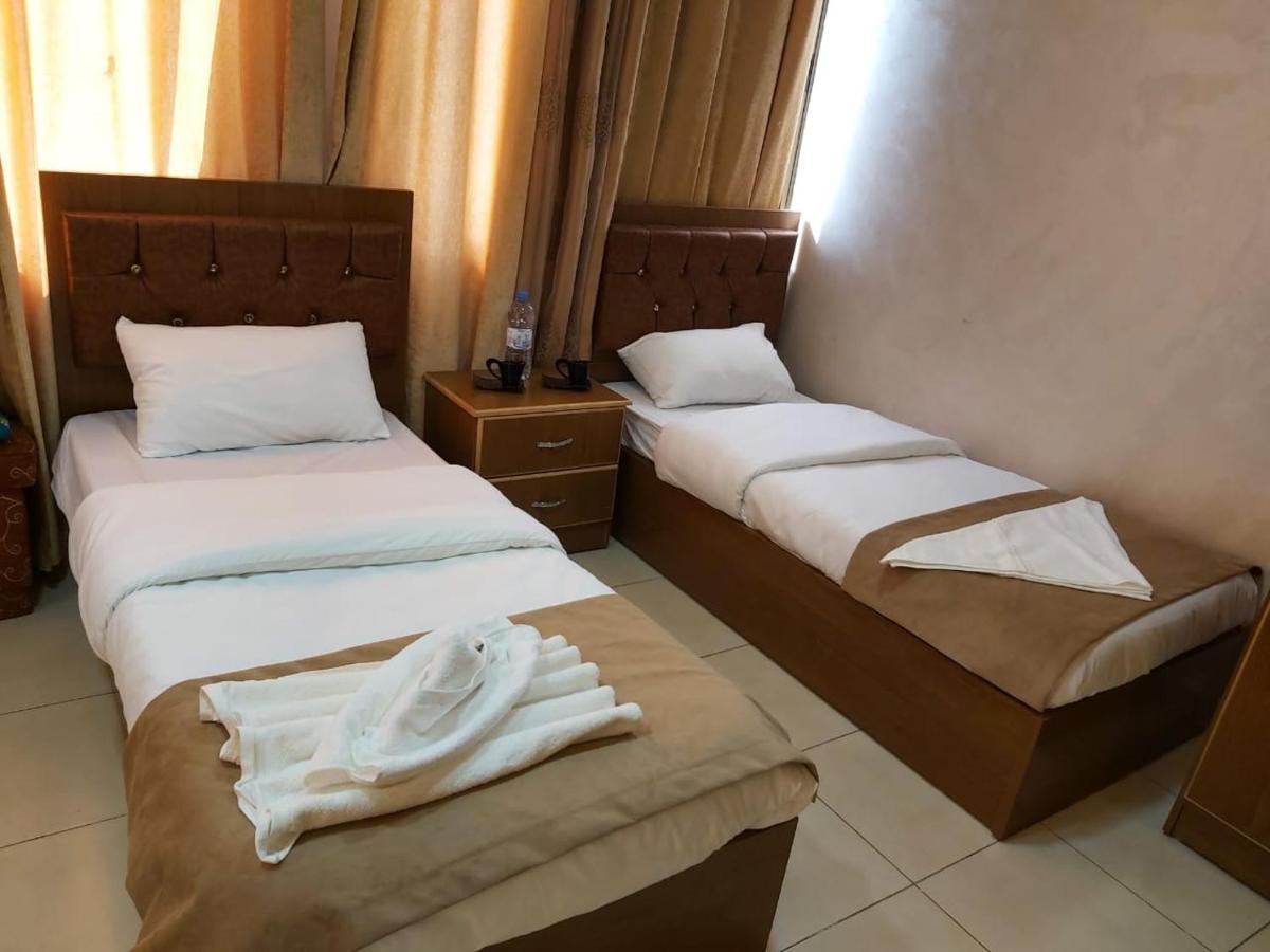 Zuwwar Aqaba Hotel Eksteriør billede