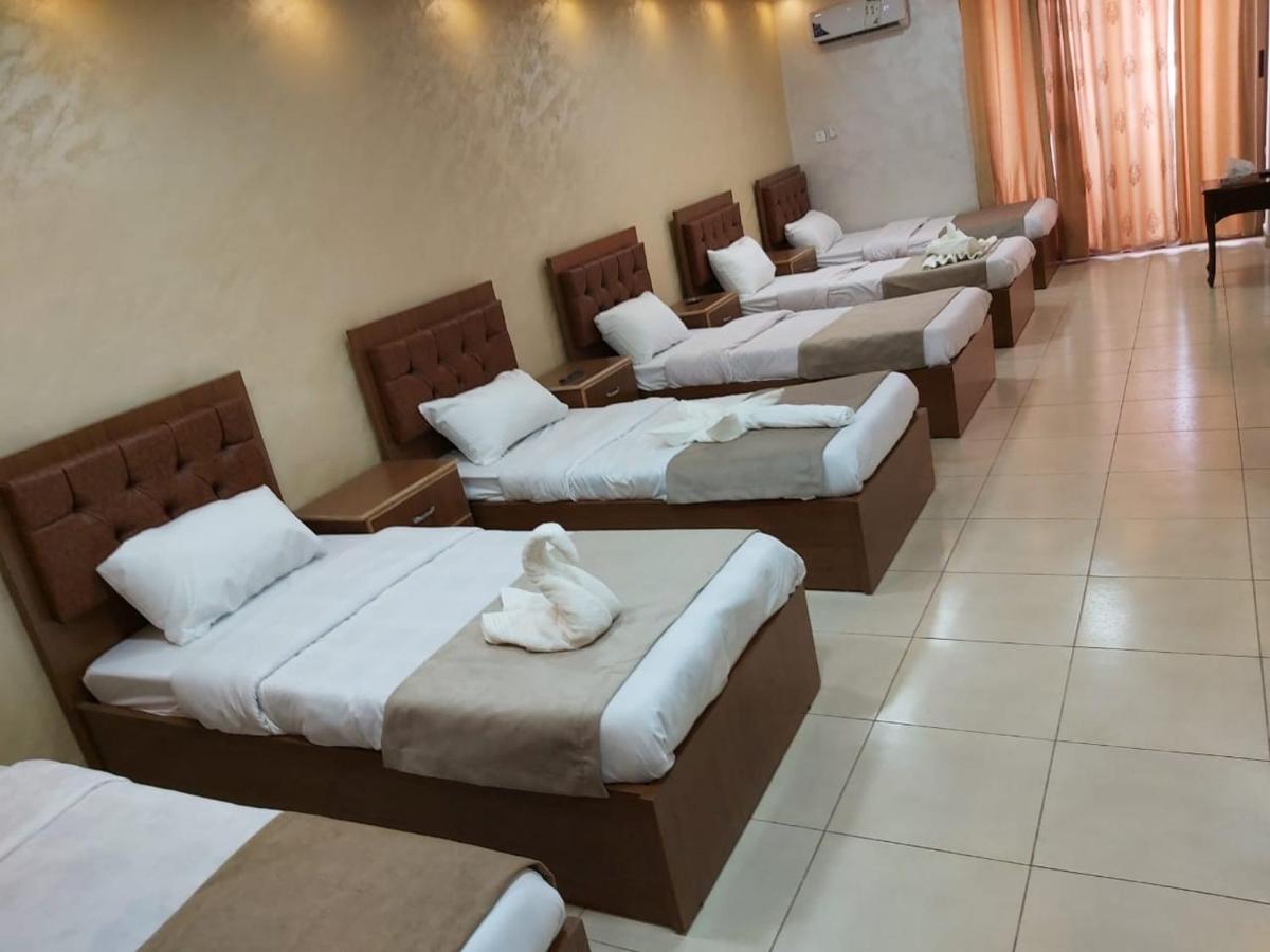 Zuwwar Aqaba Hotel Eksteriør billede